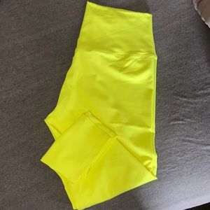 Zyia Capri leggings